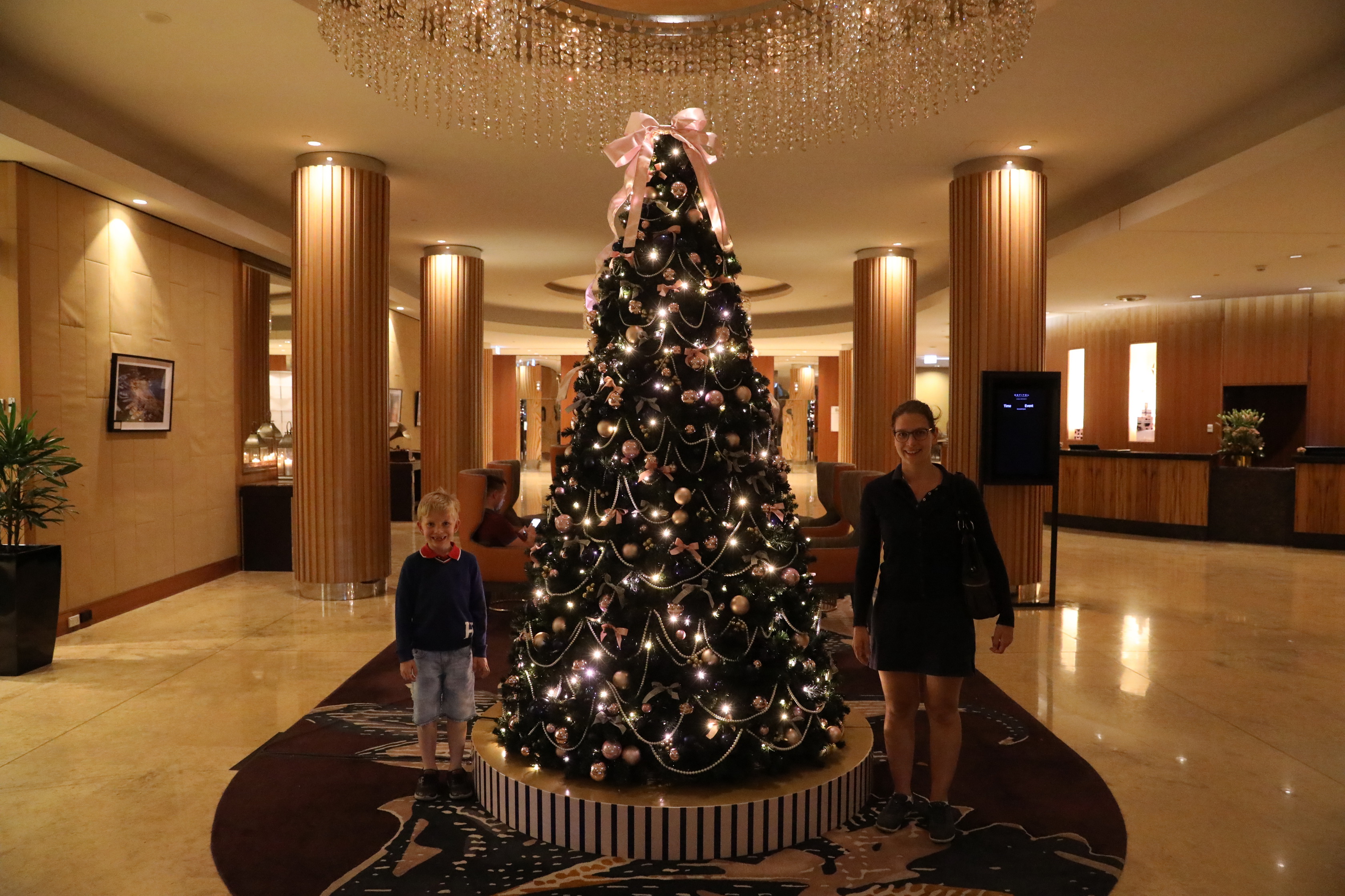 Weihnachtsbaum im Sofitel Sydney Wentworth